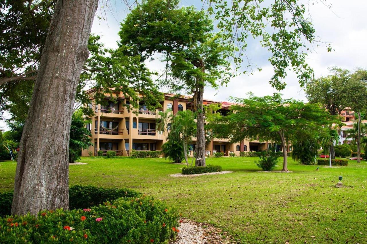 Warm Interiors And Orange Hues On Ground Floor In Front Of Beach Playa Flamingo Phòng bức ảnh